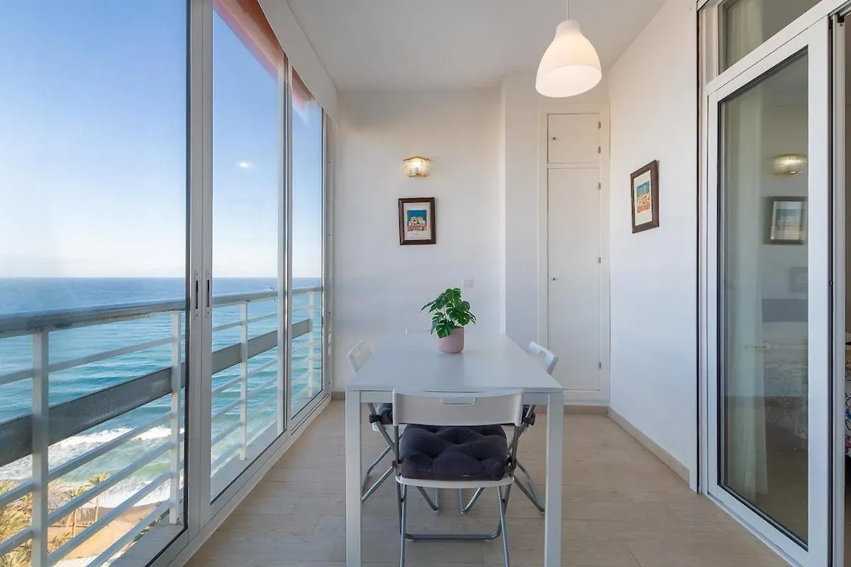 Apartamento ¡Magníficas vistas al mar! Piscina y wifi gratis Torremolinos España